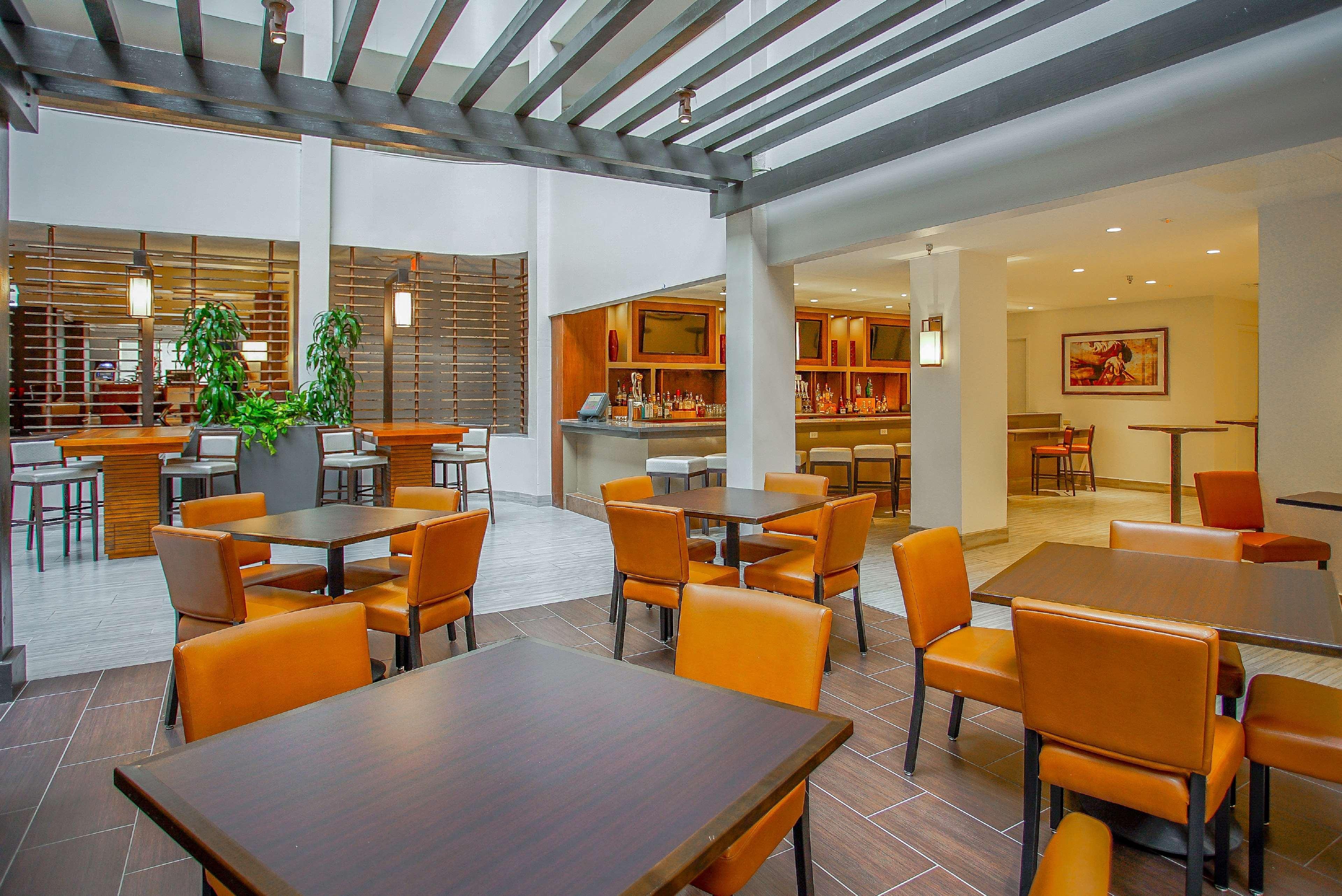Embassy Suites San Antonio Northwest I-10 Экстерьер фото