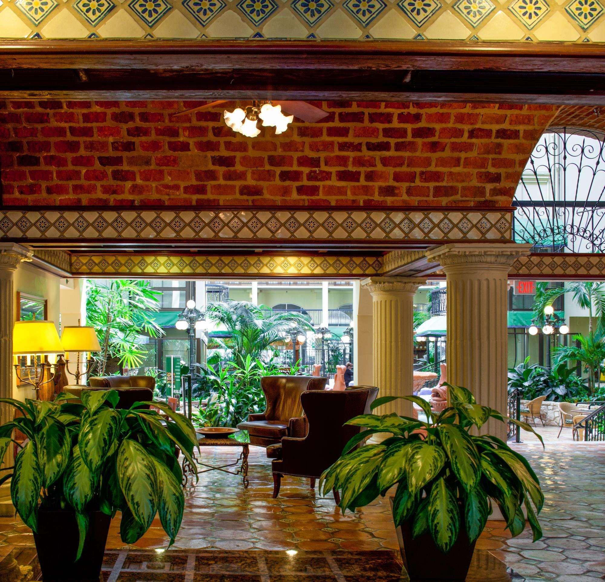 Embassy Suites San Antonio Northwest I-10 Экстерьер фото