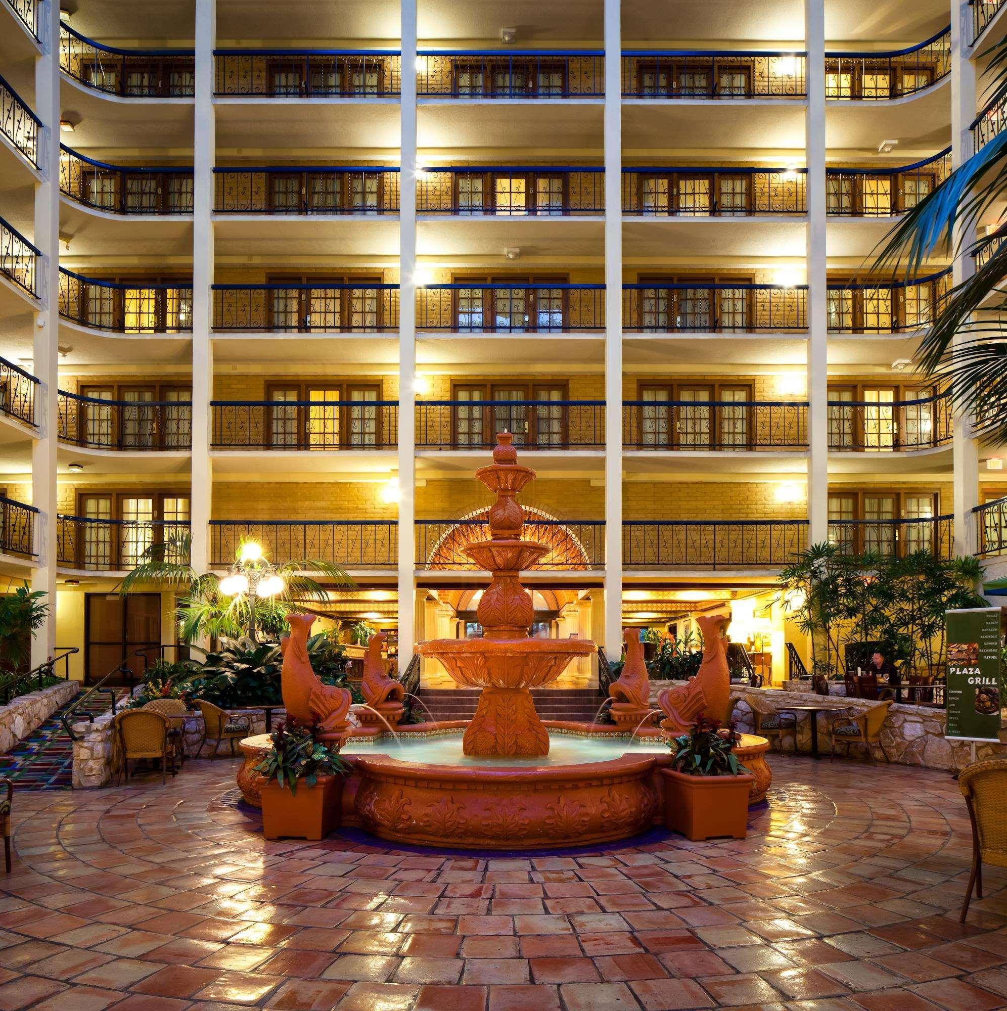 Embassy Suites San Antonio Northwest I-10 Экстерьер фото